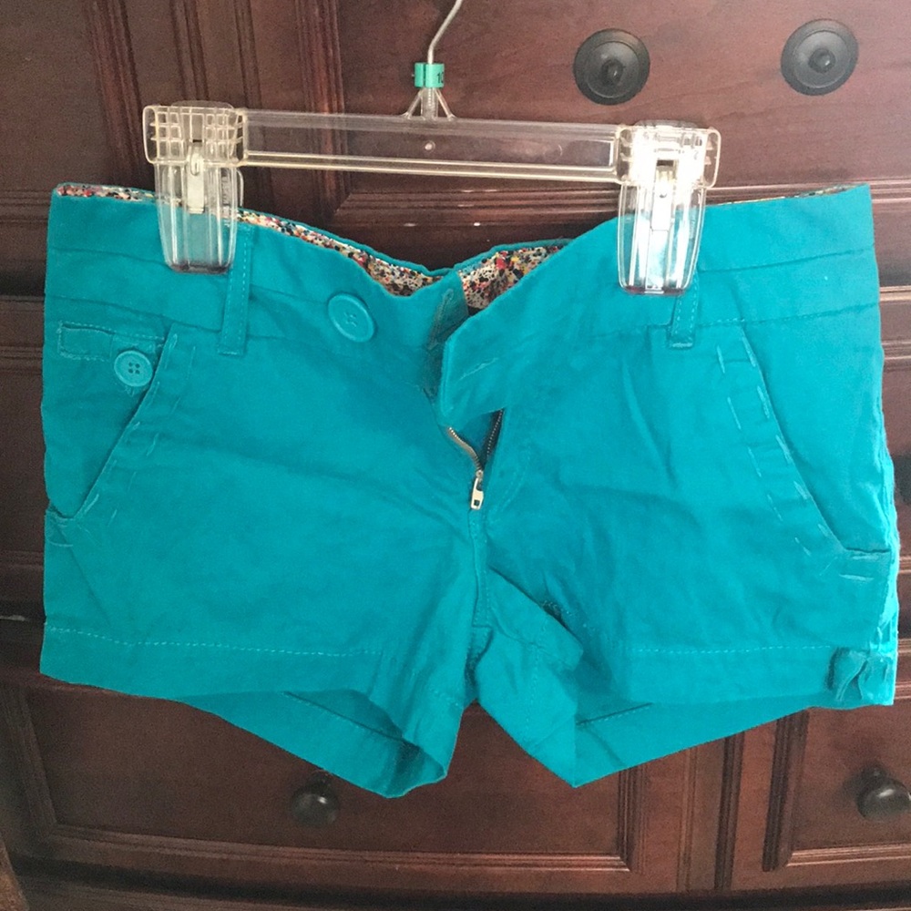 Shorts size 3 never worn